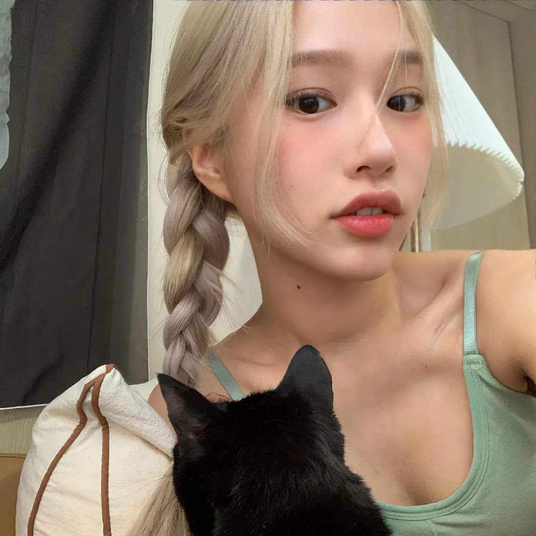 穿成作精女配后天天挽回老公的心